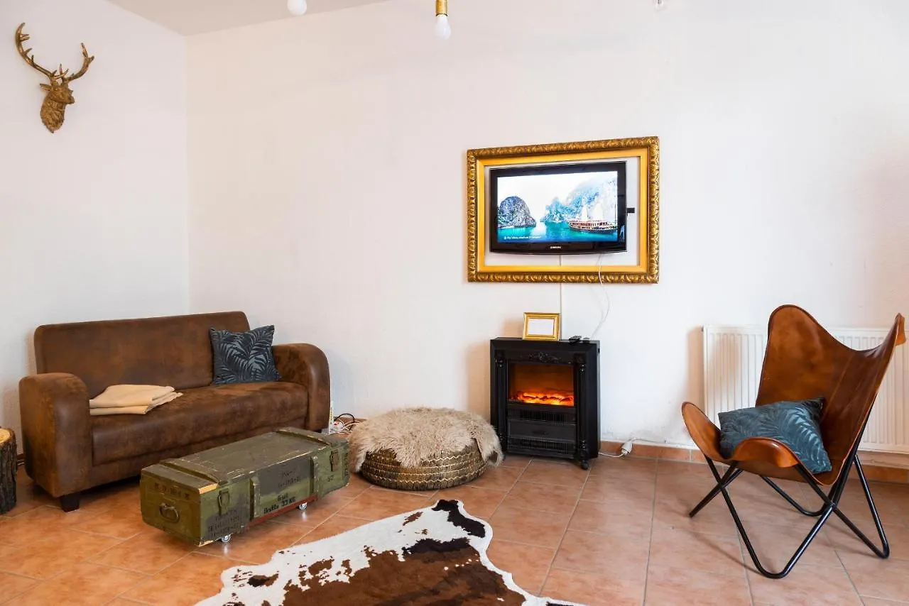 Ba Bardot Apartments - Forest Apartment Berlin