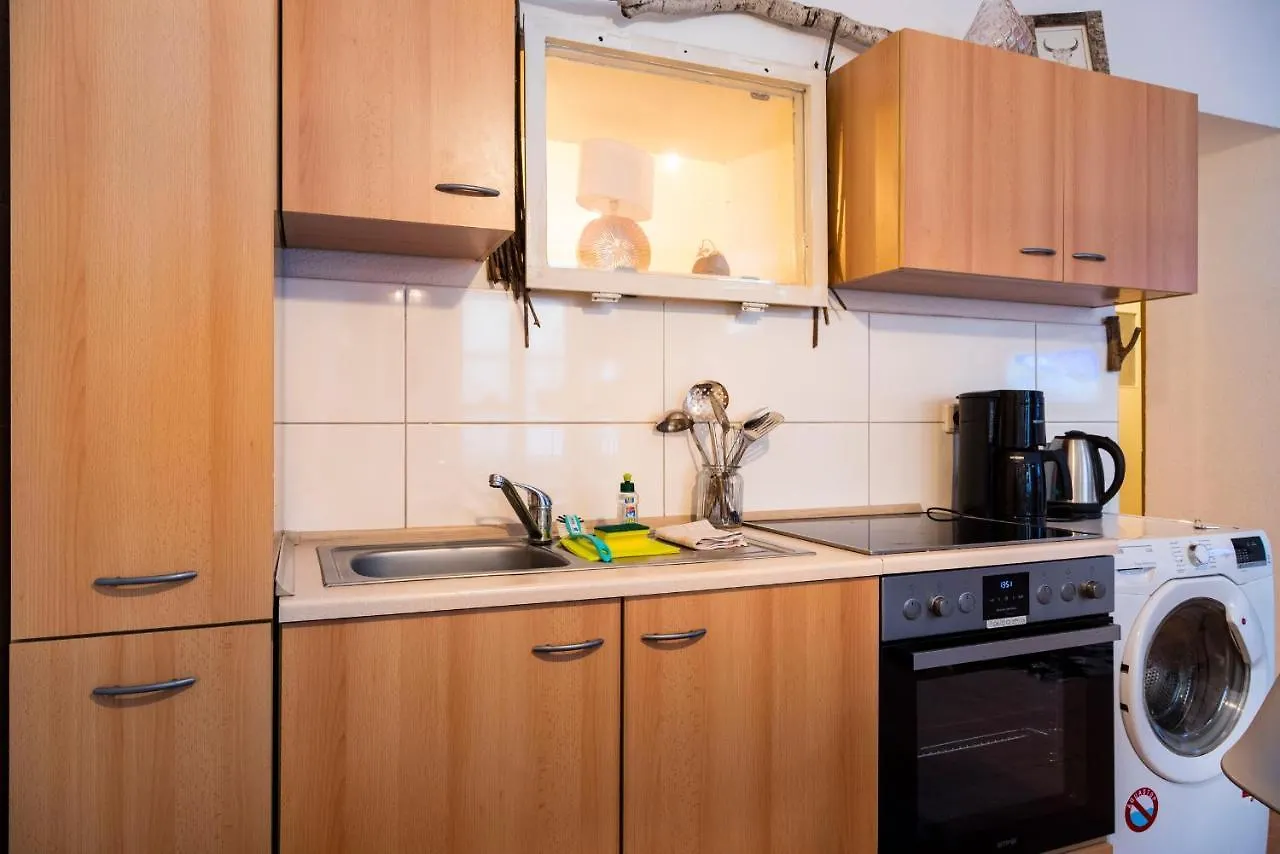 Ba Bardot Apartments - Forest Apartment Berlin Germany