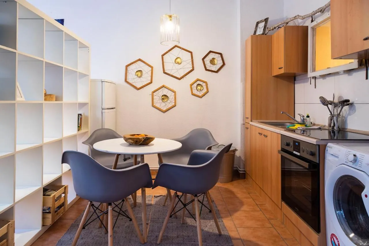 Ba Bardot Apartments - Forest Apartment Berlin