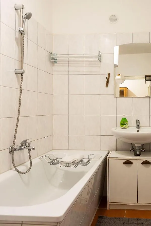 Ba Bardot Apartments - Forest Apartment Berlin Germany