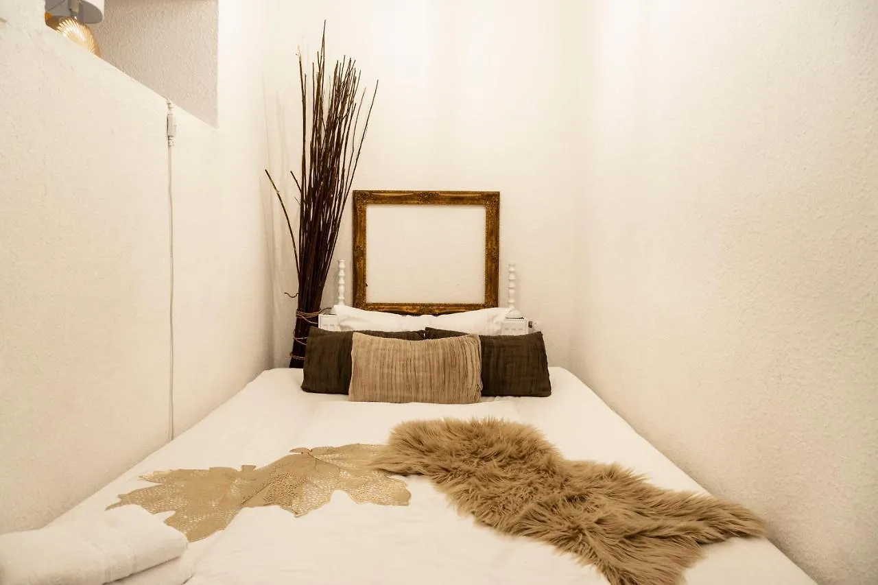 Ba Bardot Apartments - Forest Apartment Berlin Germany